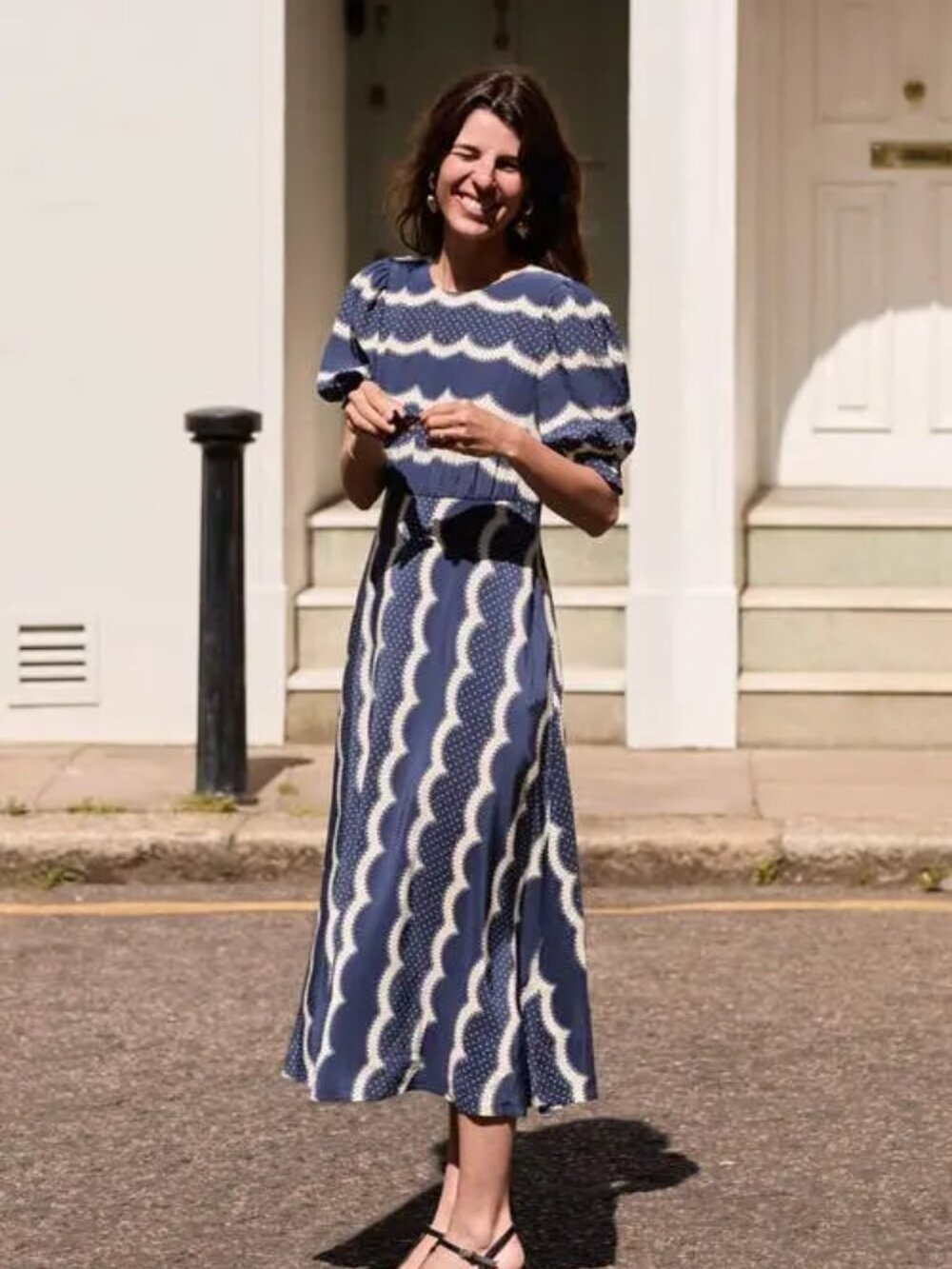 Boden Scallop Stripe Dress in French Navy Sz: 12 - Picture 3 of 10